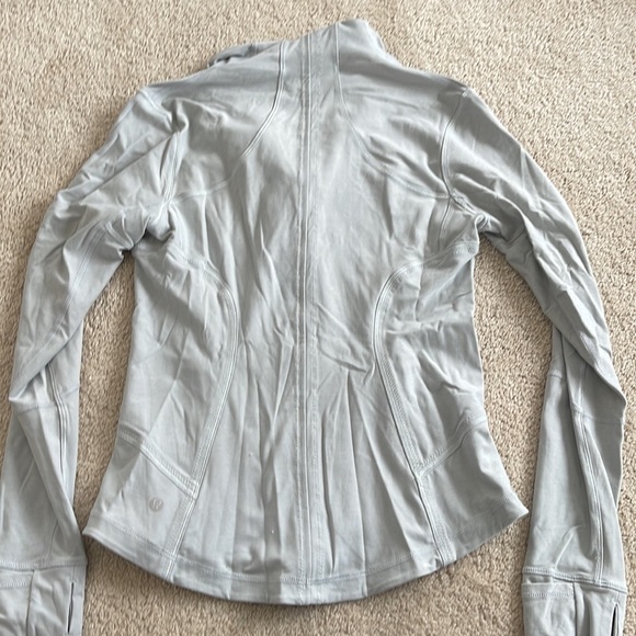 Gorgeous silver lulu define jacket - Picture 3 of 3